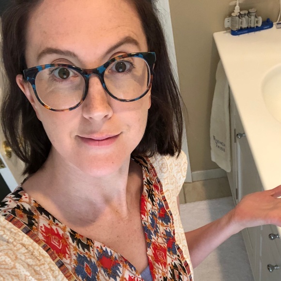 Meet your Posher, Kelsey - Picture 2 of 2